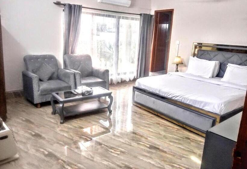 اتاق لوکس, Galaxy Ambassador Guest House Islamabad