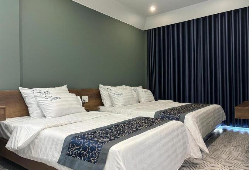 اتاق استاندارد با چشم‌انداز استخر, Riwin Hotel Pleiku