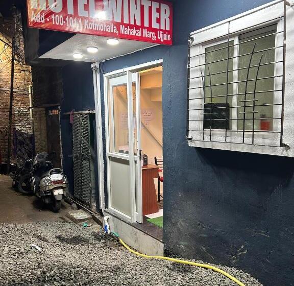 اتاق استاندارد, Winter Hotel At Ujjain