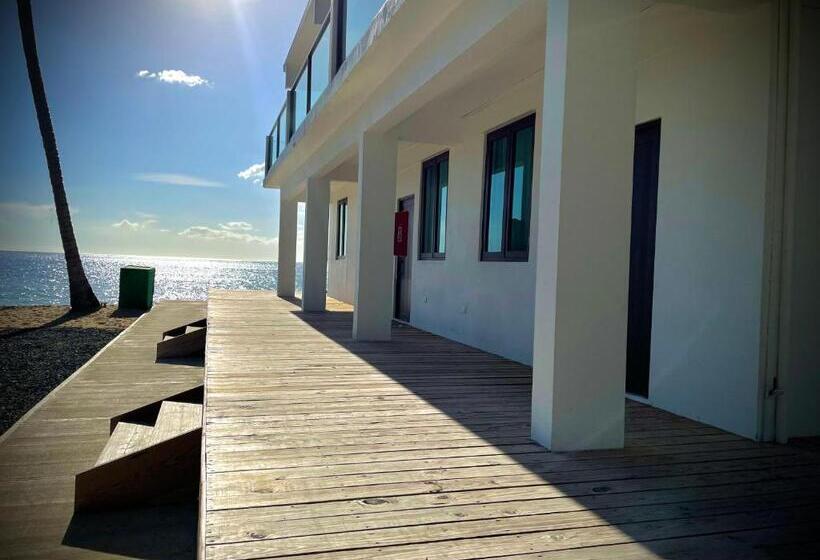 استودیو استاندارد با تخت کینگ, 1 Corcega Beachfront Suites