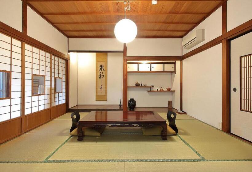 Семейный Номер, Guesthouse & Sauna 杜（mori）