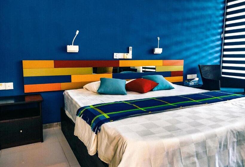 Номер Deluxe с Балконом, The Yacht Villa Near Colombo International Airport