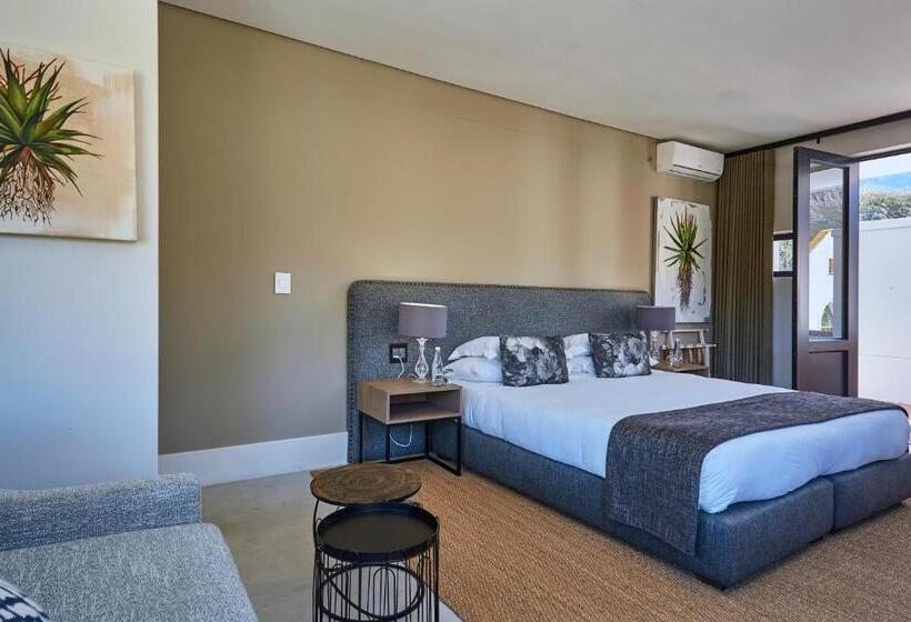 جناح سوبيريور, Chapter House Boutique Hotel By The Living Journey Collection