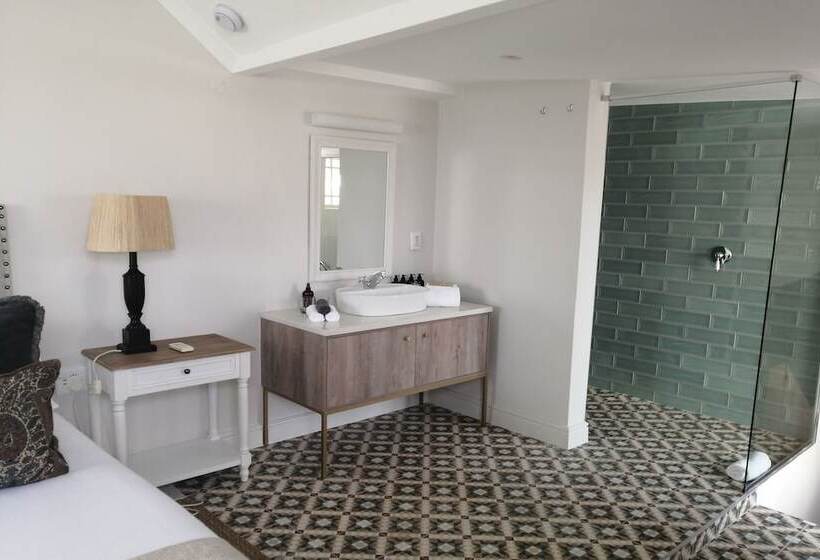Люкс Superior, Chapter House Boutique Hotel By The Living Journey Collection