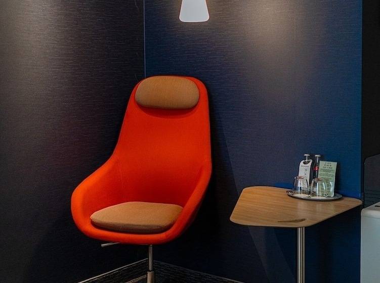 标准间带双人床, Holiday Inn Express Heilbronn, An Ihg