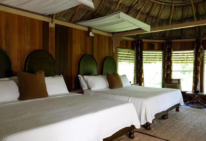 کلبه ییلاقی, Jade Jungle Resort