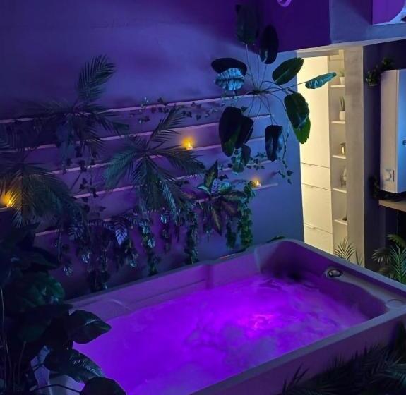 Апартаменты Deluxe 1 Спальня, L Appart Hôtel 23ème Avenue   Spa Privatif   Love Room   Appartements à Thèmes