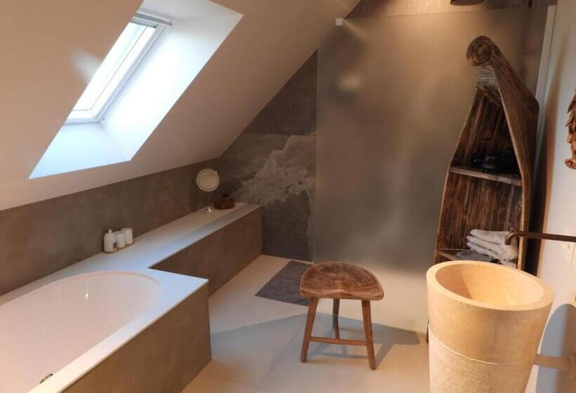 اتاق لوکس, B&b Logie Jolie