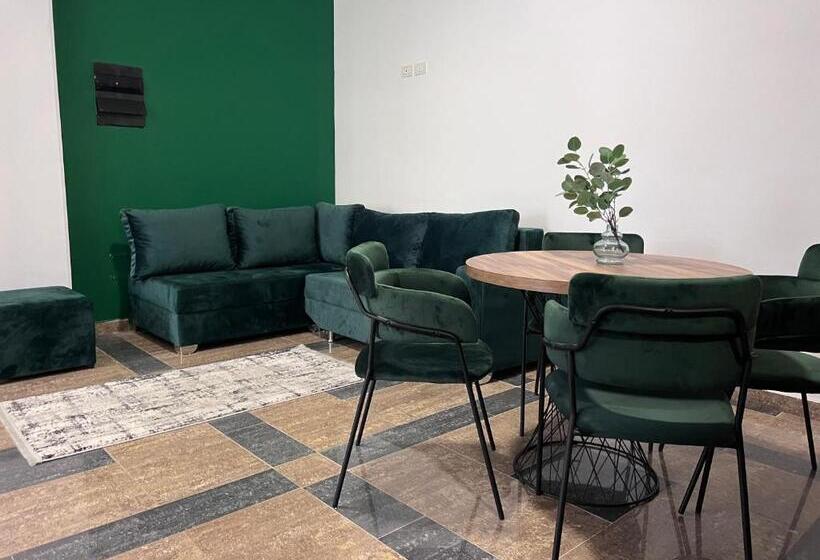 اتاق لوکس چهار تخته, Cactus Apartments