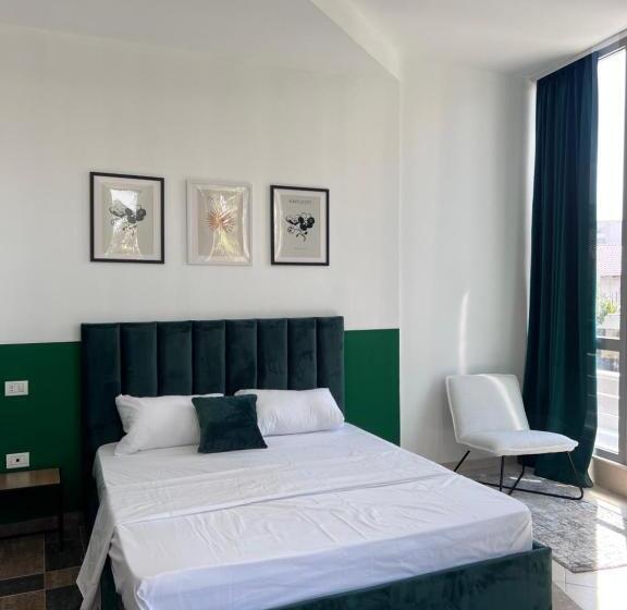 اتاق استاندارد, Cactus Apartments