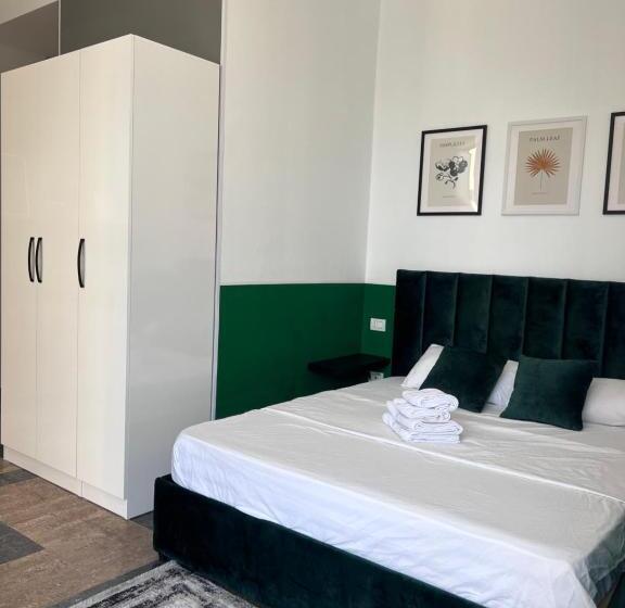 اتاق استاندارد, Cactus Apartments
