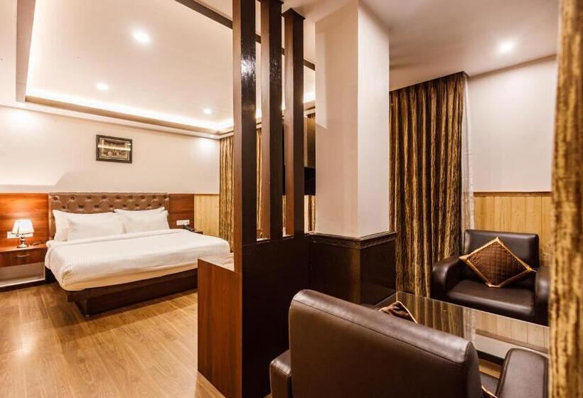 스탠다드 룸 킹사이즈 침대, Lha Yul Nearby Mg Road Gangtok