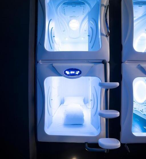 Номер Deluxe Одноместный, Japanese Style Pod Hotel   Naptapgo   1m Ec Metro, Wifi, Lounge, Cafe