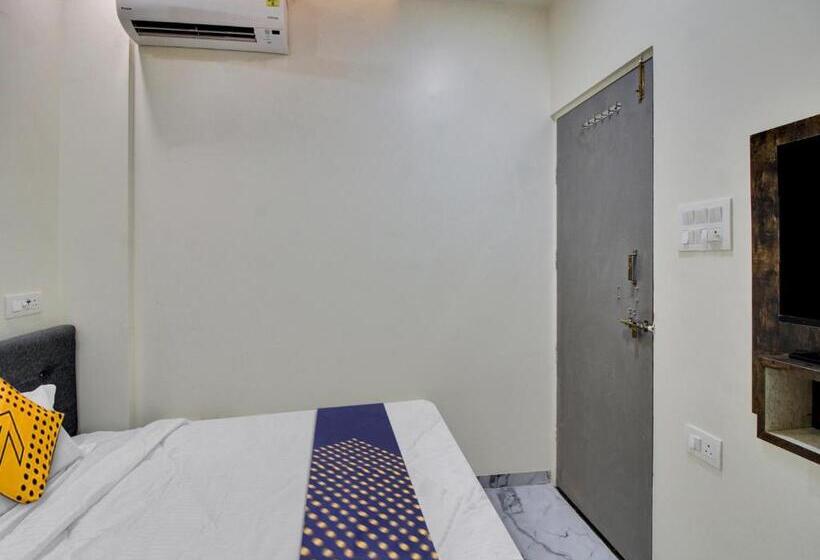 Трехместный Номер Классика, Oyo Hotel Raj Inn