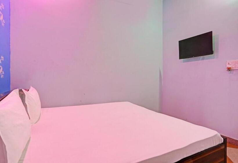 Трехместный Номер Классика, Oyo Hotel The Paradise Inn
