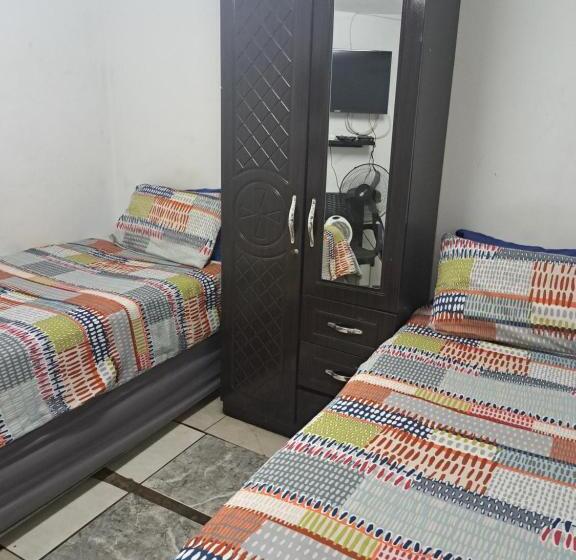 1베드룸 아파트 1층, Pmb Backpackers Lodge