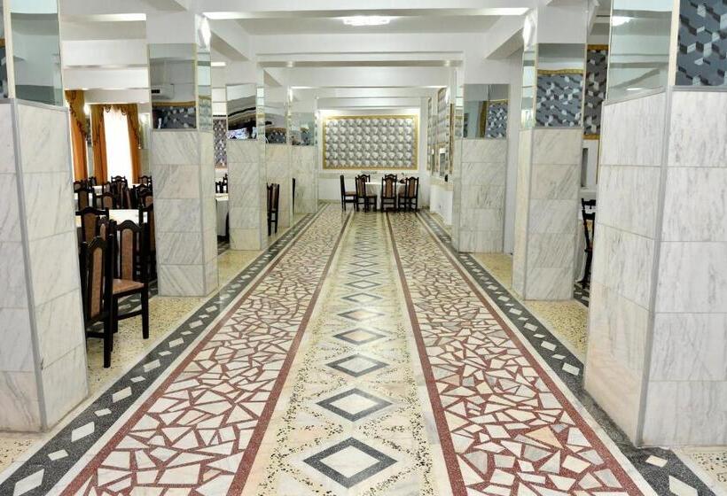 디럭스 룸, Casa Simescu I