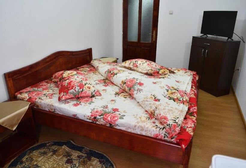 디럭스 룸, Casa Simescu I