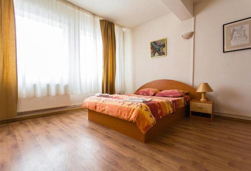 Номер Стандарт, Hostel Horia