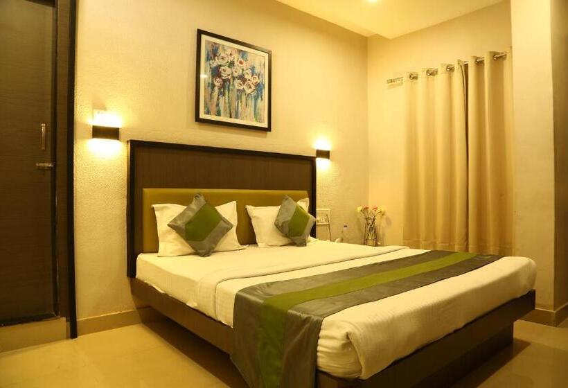 Номер Стандарт, Super Townhouse Dewas City Formerly Utsav
