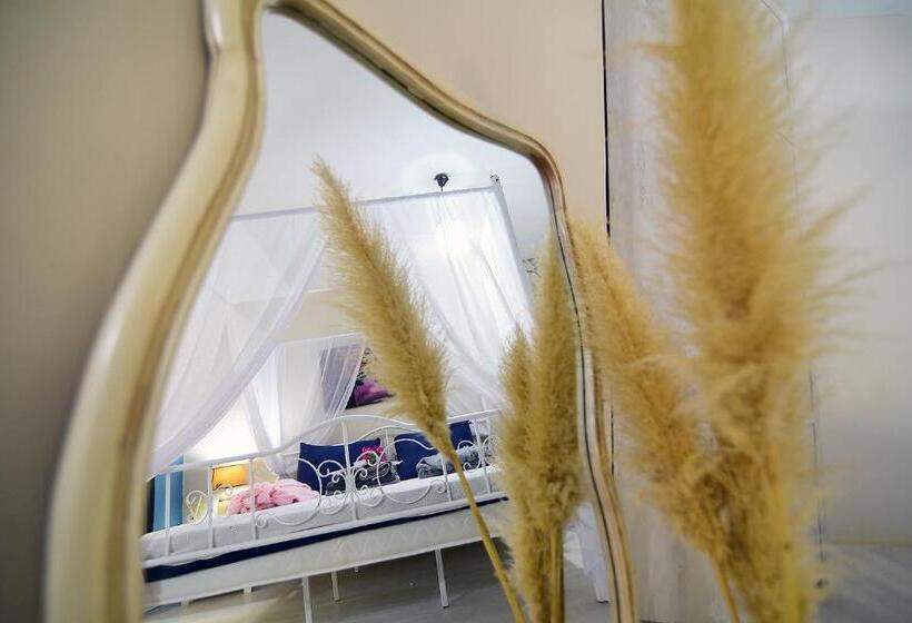 کابین, Kekik Alaçatı Otel Mayko