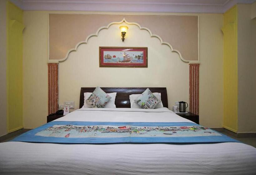 Номер Deluxe, Roshan Haveli