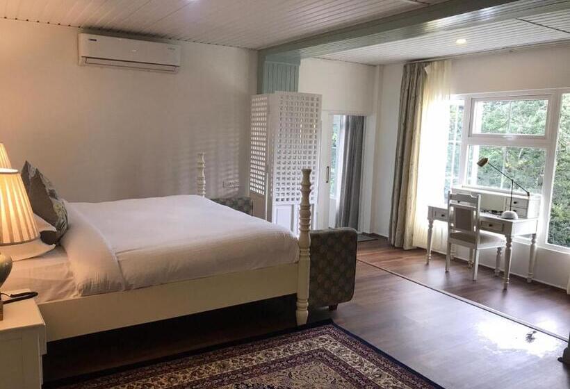 Королевские апартаменты с 1 спальней, The Heritage Club   Tripura Castle