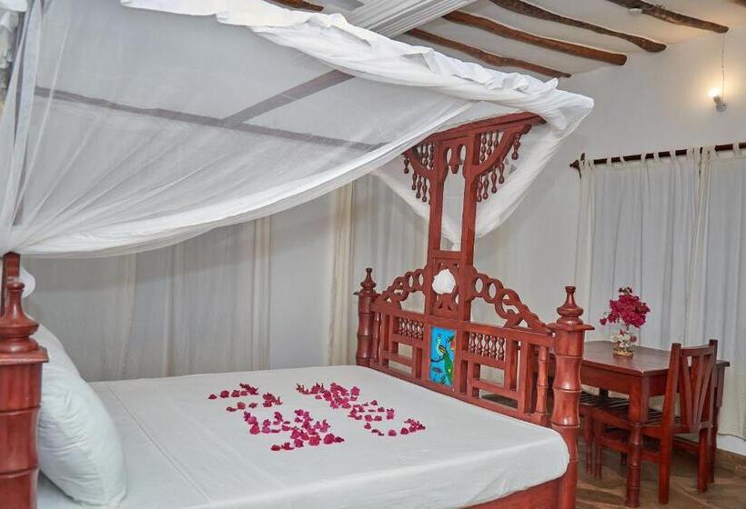 اتاق استاندارد با بالکن, Beach Way Villa