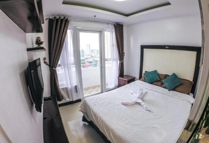 带海景的标准工作室, Enjoy Free Sauna And Pool Access, Save 70 Percent This Month On A Deluxe Unit In Manila With A Balco