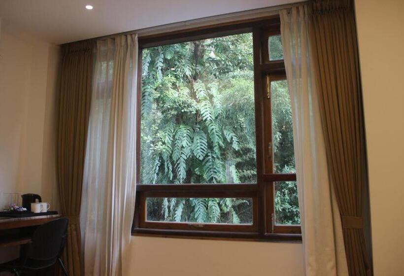 带大床的标准间, Ecotel Chiminda Abode