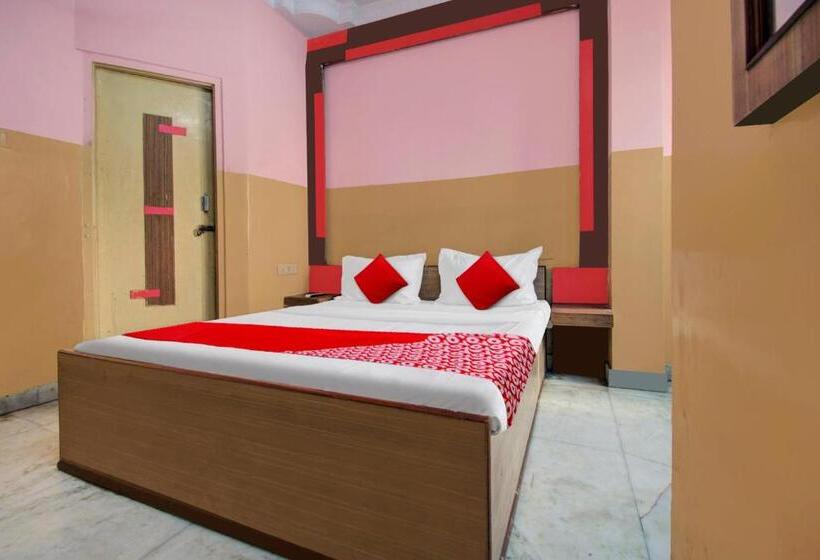 Трехместный Номер Классика, Oyo Hotel Sanwariya Palace