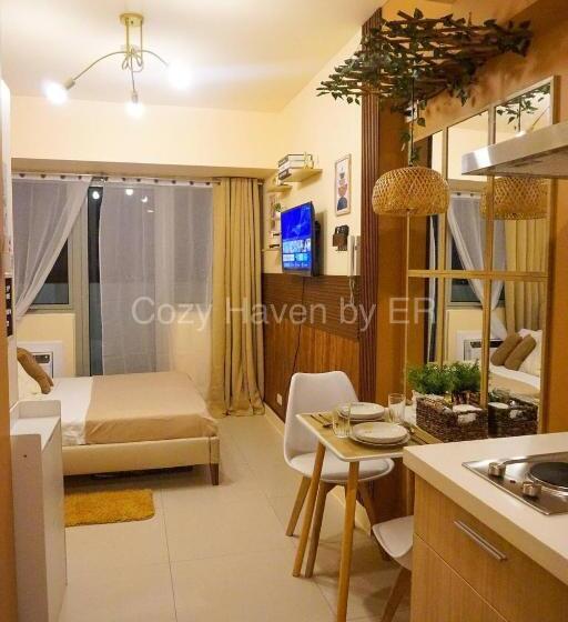 스탠다드 발코니 스튜디오, Studio Condo Unit   The Residences @ Commonwealth Qc