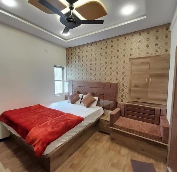 Номер Economy, U2 Hotel Wizard Palace