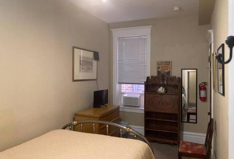 套房, Queen Bed With Private Ensuite Bathroom In Lakeview   3d