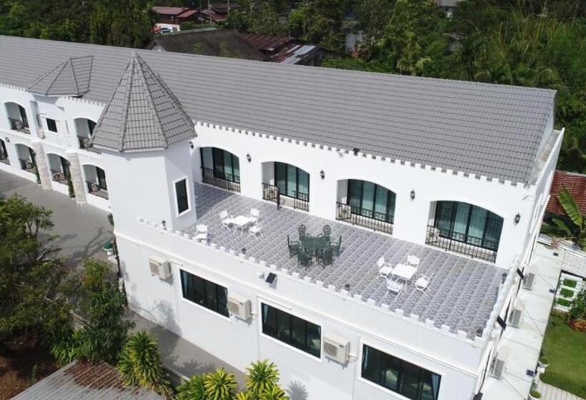 Номер Стандарт с Террасой, พาราไดซ์รีสอร์ต สังขละบุรี Paradise Resort At Sangkhlaburi