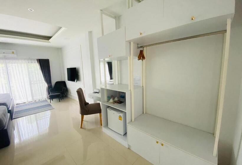 Четырехместный Номер Deluxe, พาราไดซ์รีสอร์ต สังขละบุรี Paradise Resort At Sangkhlaburi