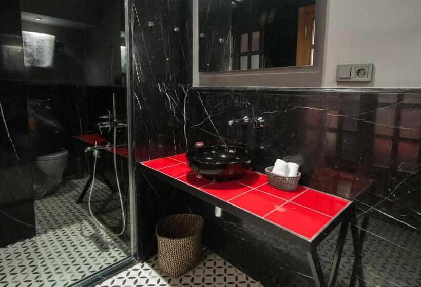 Люкс, La Casa Pera Suites