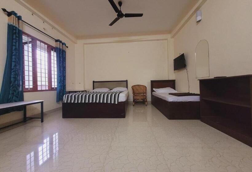 Номер Economy, Green Castle Residency