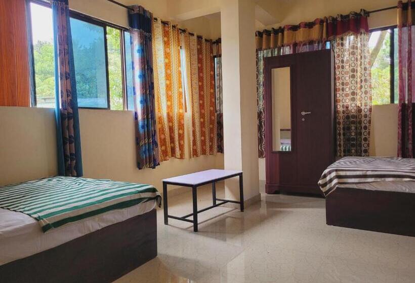 Трехместный Номер Deluxe, Green Castle Residency