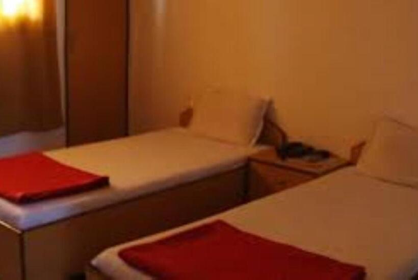 اتاق لوکس, Residency 24x7,bhubaneswar
