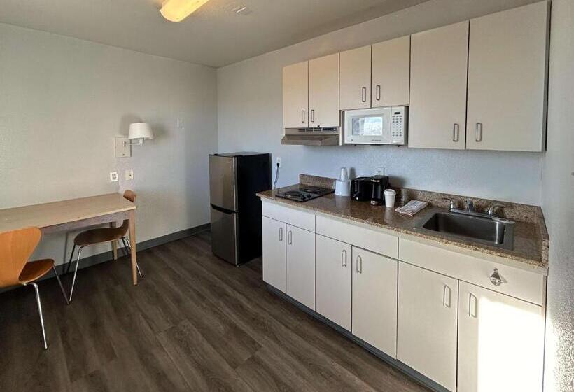 اتاق استاندارد چهار تخته, Studio 6 Lubbock, Tx