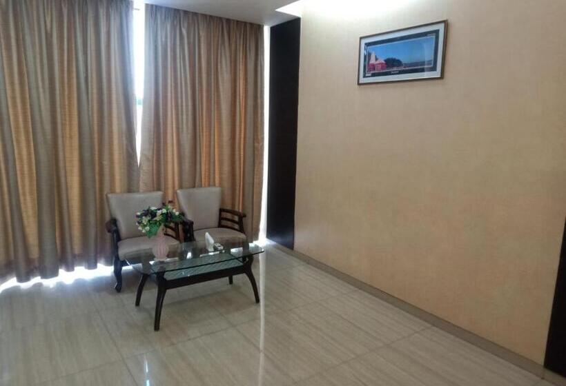Президентский Люкс, Vits Select Grand Inn, Ratnagiri