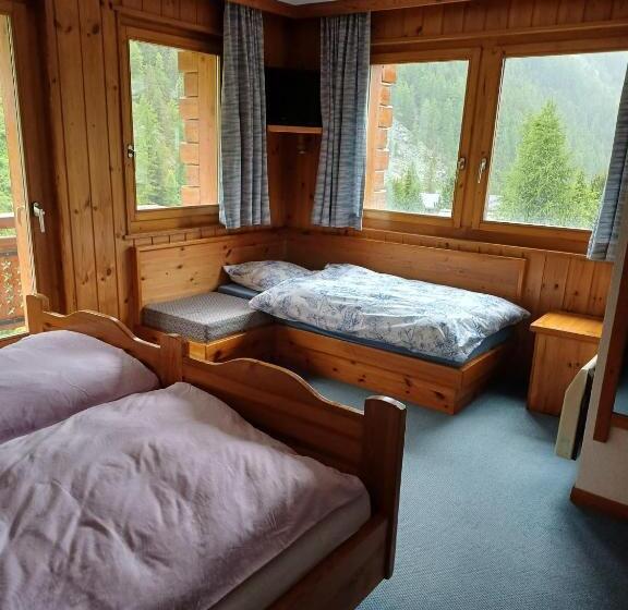 Номер Стандарт Трехместный, Hôtel Garni Les Bouquetins