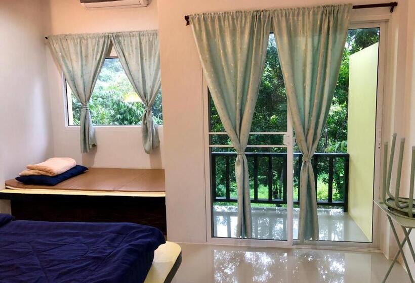 Номер Deluxe, Chillchillsangkhlaburi โรงแรมชิลชิลสังขละบุรี