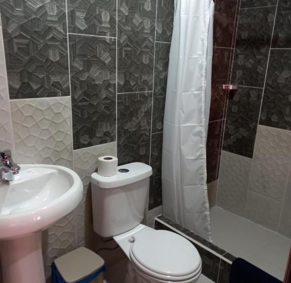 Номер Стандарт Вид на Горы, Hostal Aventura