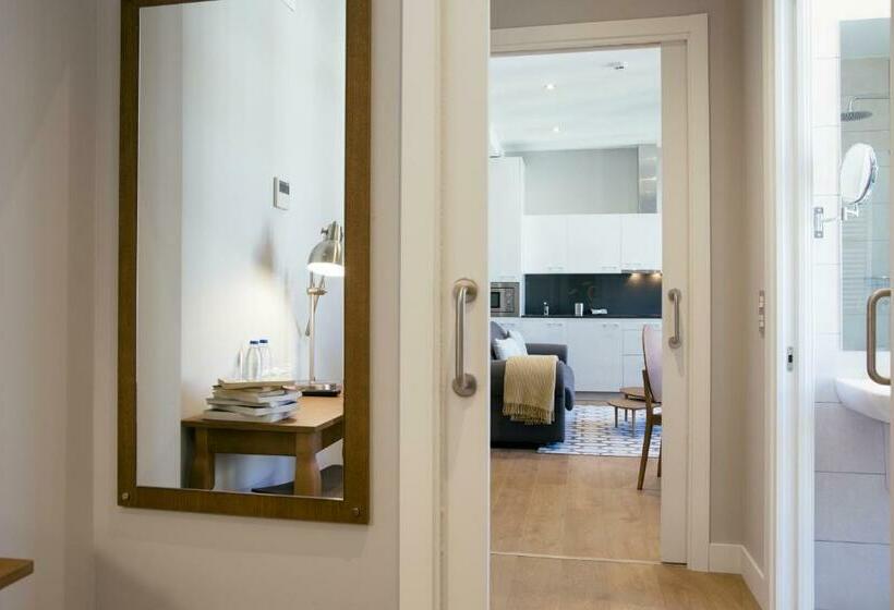 شقة غرفة نوم واحدة مطلة على المدينة, Legazpi Doce Rooms & Suites
