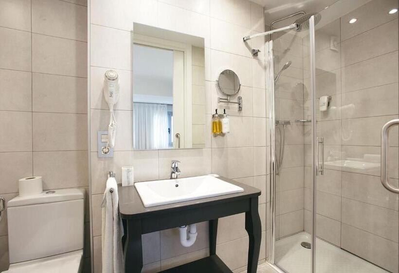 شقة دور أخير غرفة نوم واحدة, Legazpi Doce Rooms & Suites