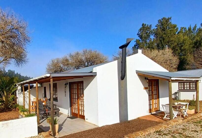 Семейное Бунгало, Vindoux Tree House Guest Farm & Spa