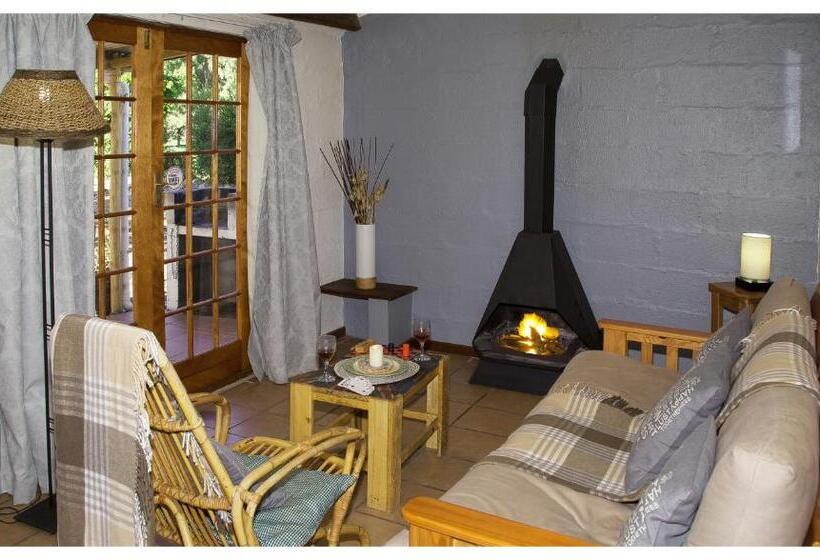 Шале 1 Спальня, Vindoux Tree House Guest Farm & Spa