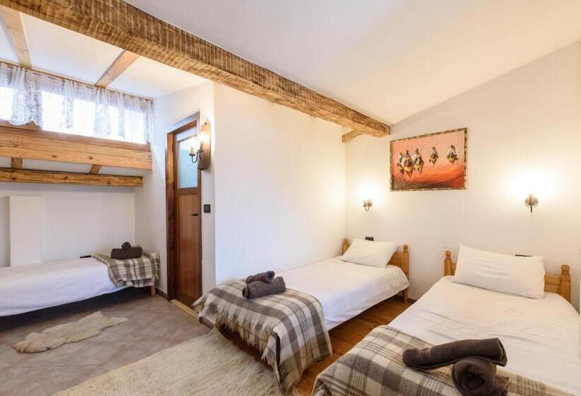 Шале 1 Спальня, Chalet Garibaldi   Total Chalets   Fully Catered